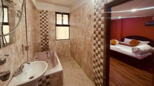 Top bath with Ac , gijar.delux Room